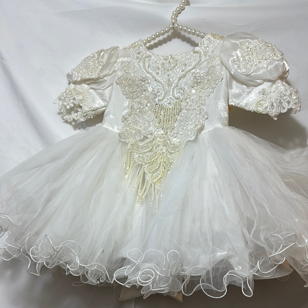 White Theater Costume with Lace and Puffy Sleeves